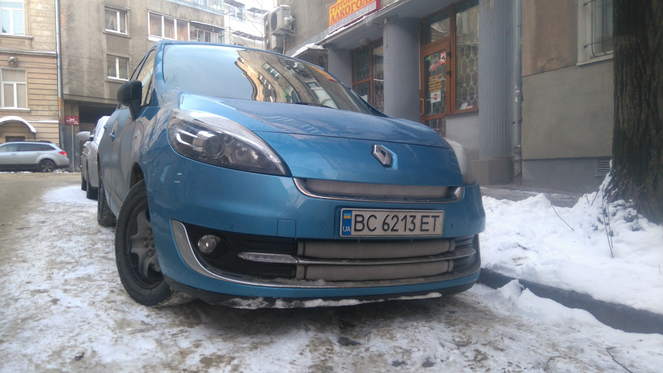 Утеплення моторного відсіку Гранд Сценік 3 1