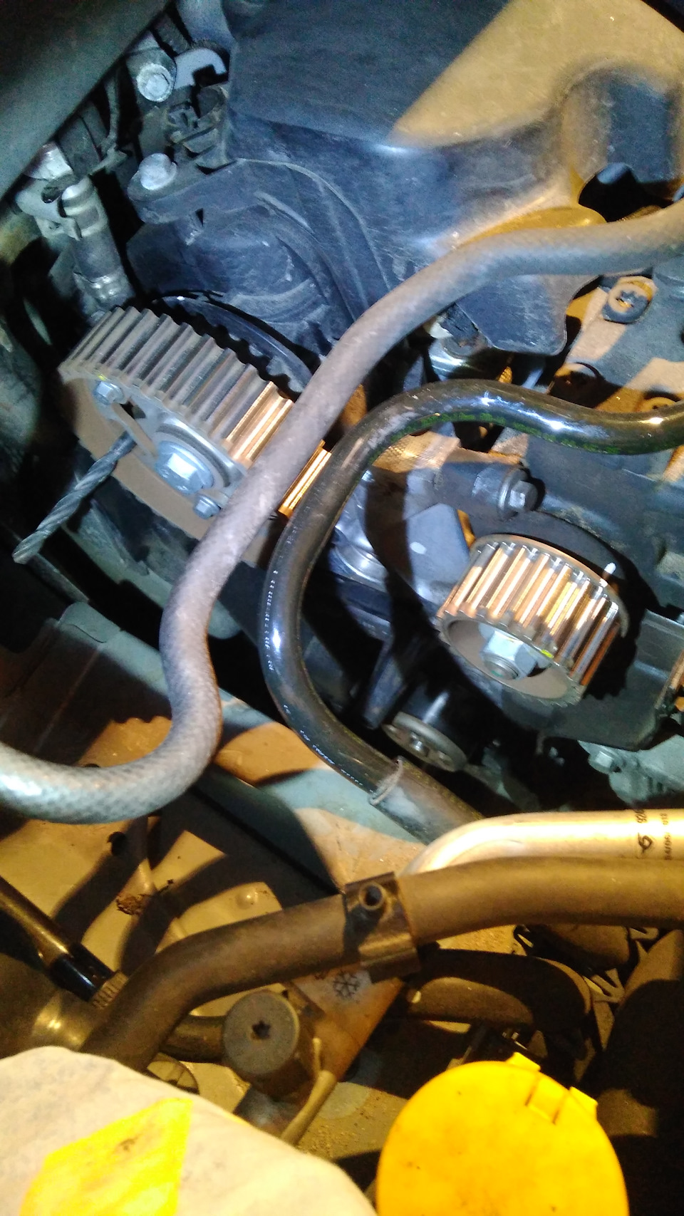 Заміна ременя ГРМ k9k636 3