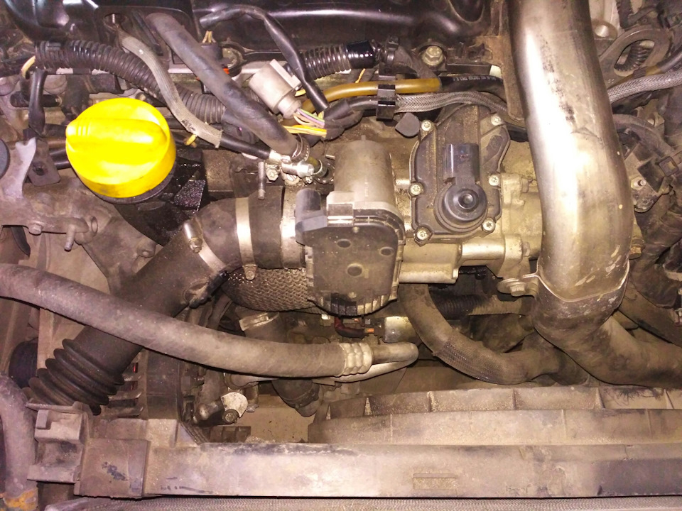 Чистка ЄДР EGR на моторі M9R 5
