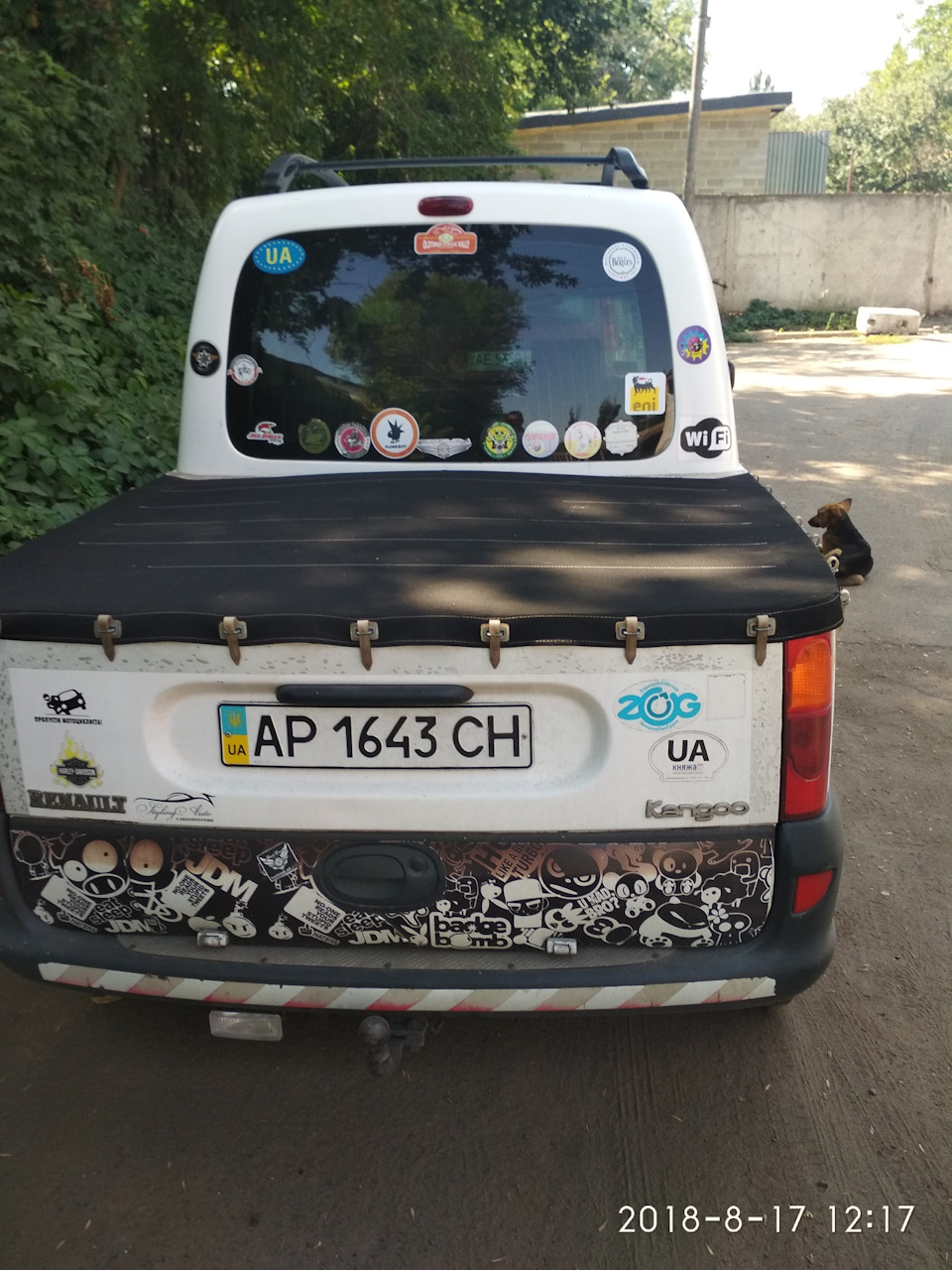 Приїхав колега на пікапа Канго-1. 4