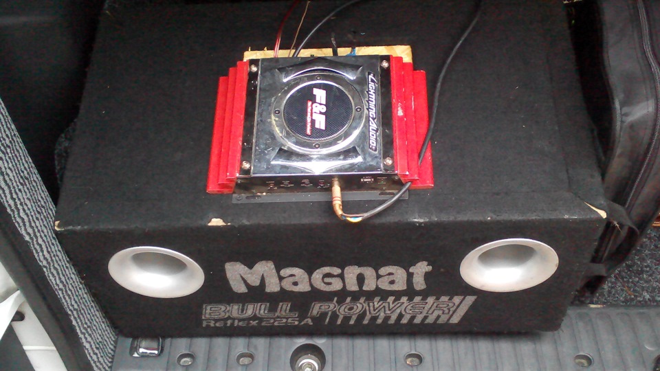 Magnat Bull Power Reflex 225A 1