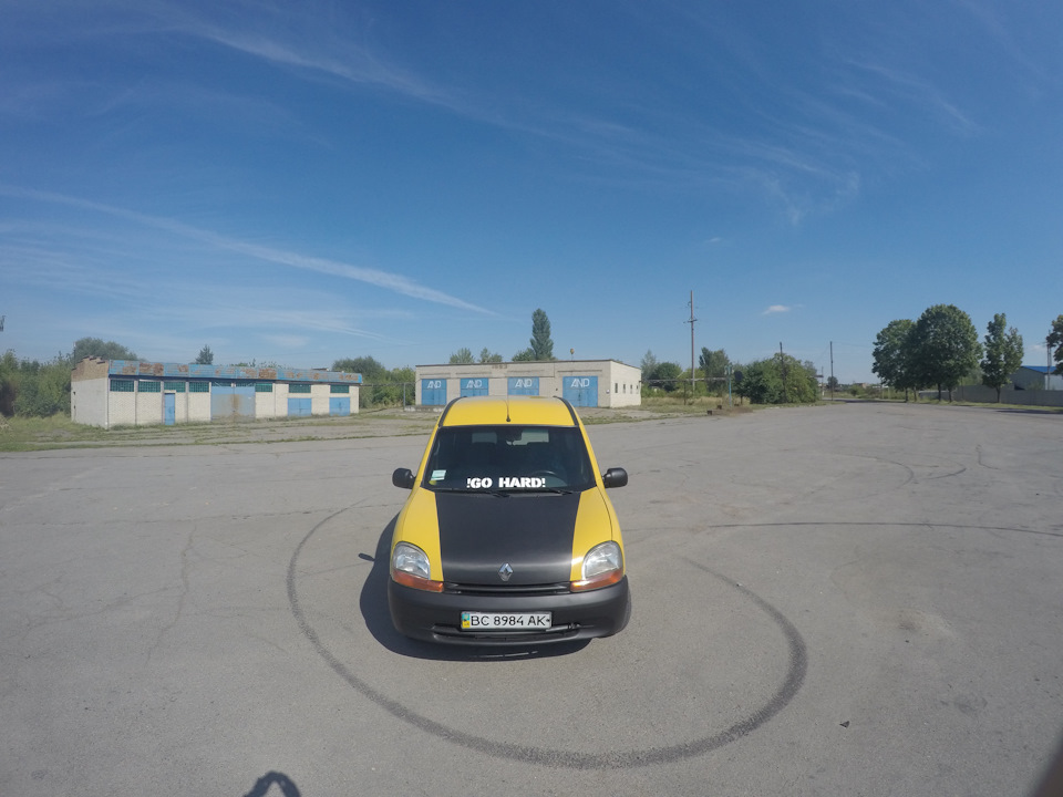 Продам терміново 3