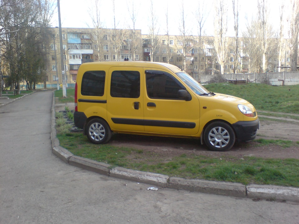 ВІДДАМ В ДОБРІ РУКИ 1
