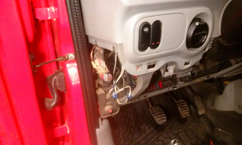 Установка універсальних склопідйомників 5