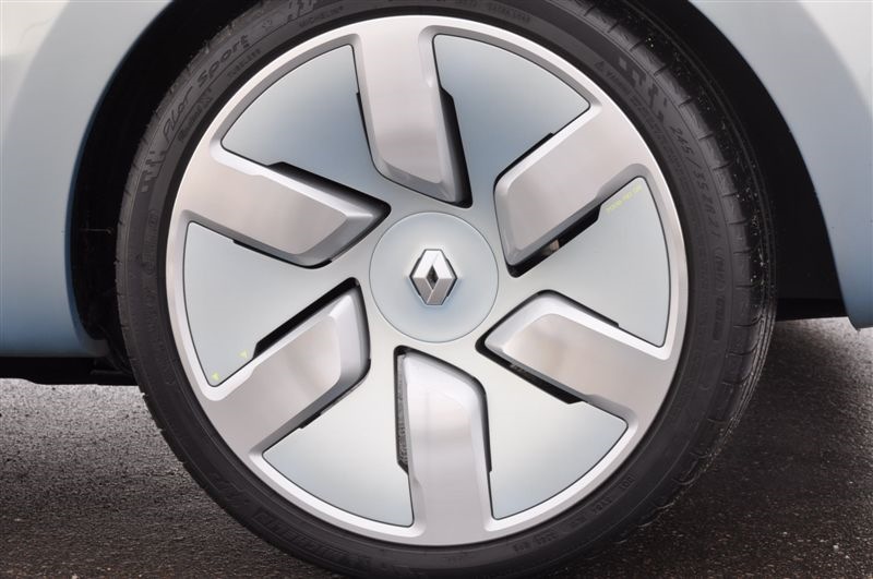 Renault ZE Concept Car 5