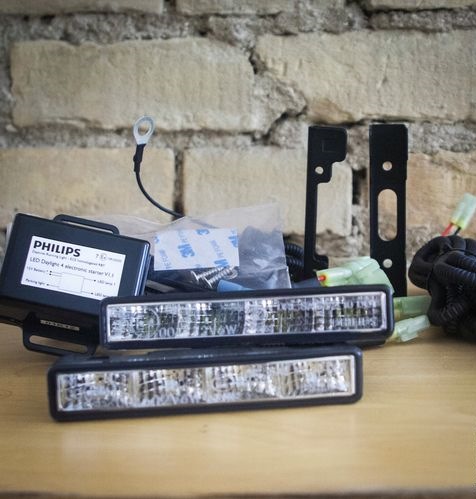 Установка ДХО (DRL) - Philips LED Daytime Lights 12820WLEDX1 2