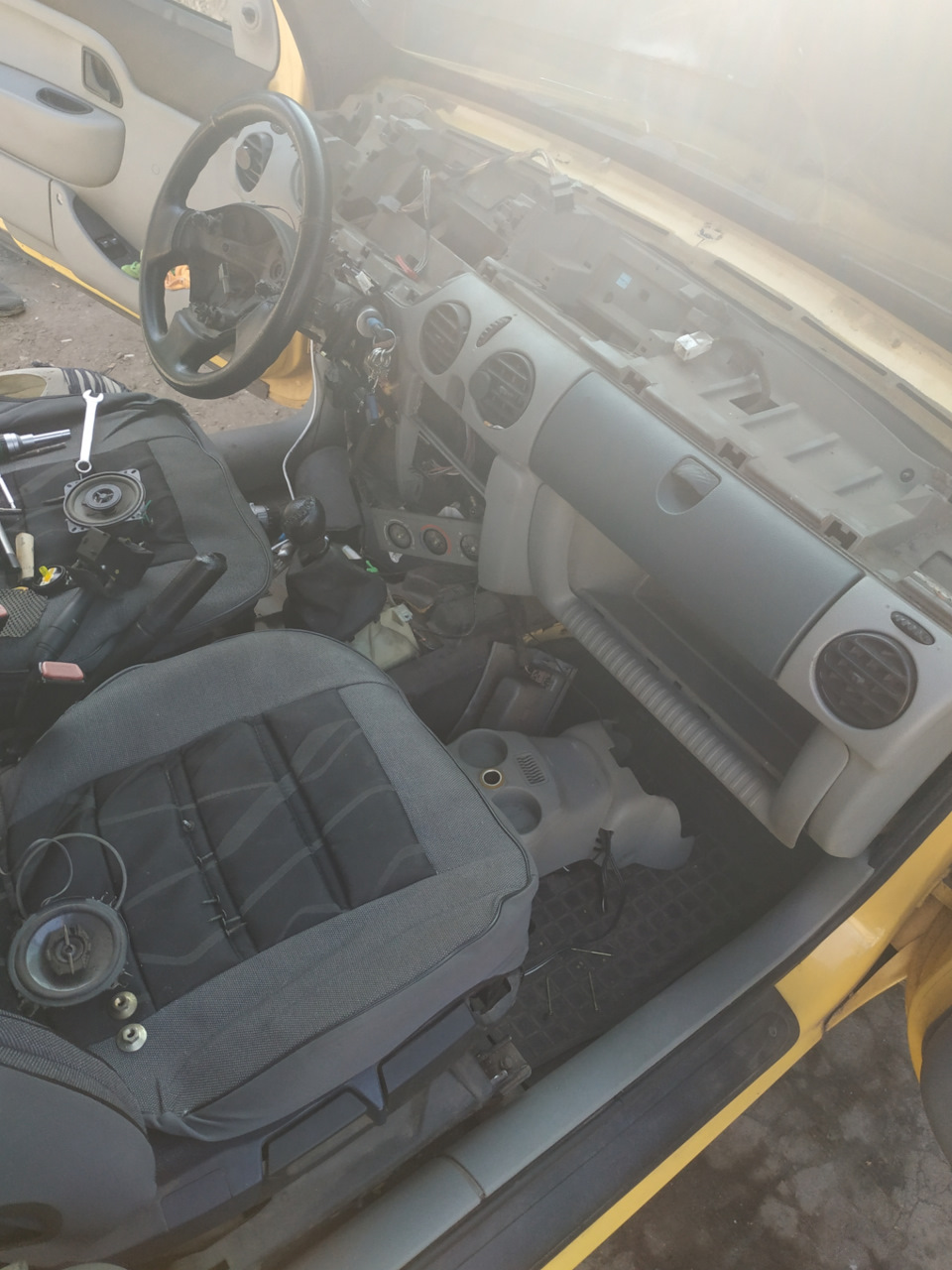 Заміна радіатора печі kangoo 1.5 dci 2005 2