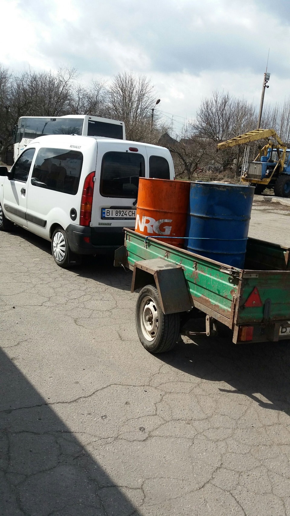 Сірі будні) 2