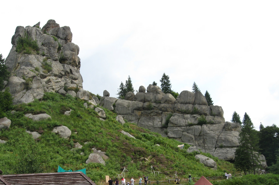 Львів, замки, Тустань, скеля Довбуша 3