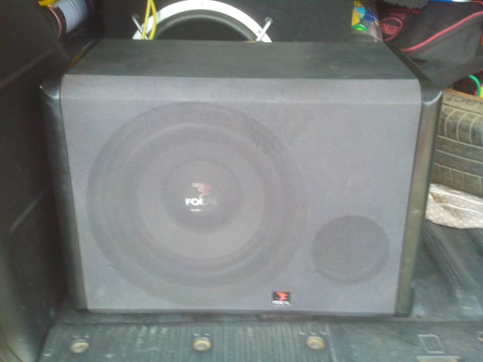 Новий сабвуфер Focal. 1