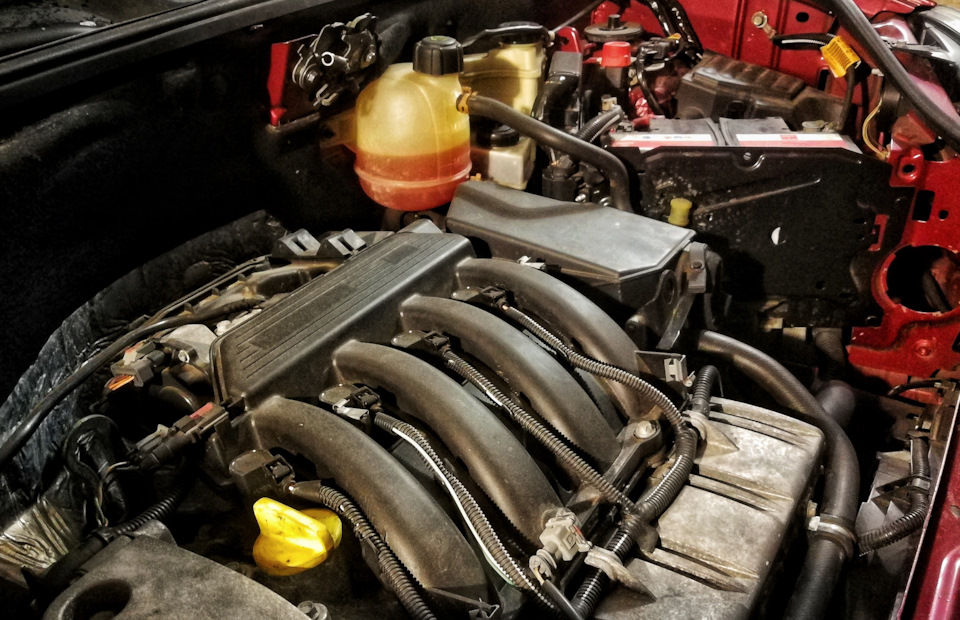 Renault Kangoo 1.6i 16V 4x4, котушки запалювання+свічки. 1