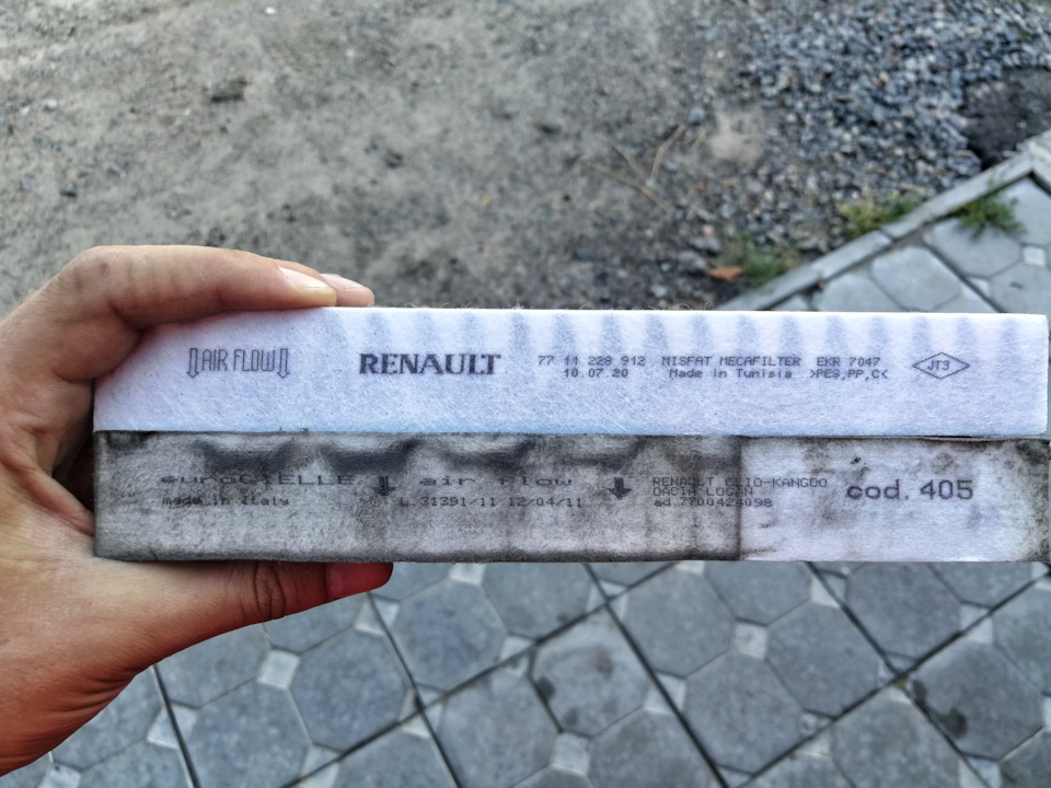 Заміна фільтра салону Renault Kangoo 1.6i 16V 4x4 3
