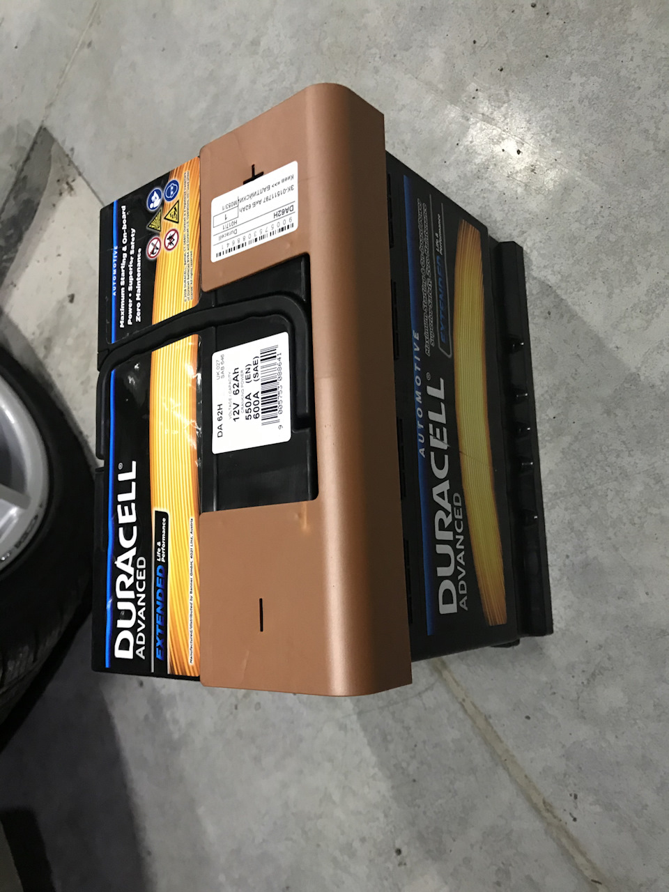 Акумулятор DURACELL vs RENAULT 3