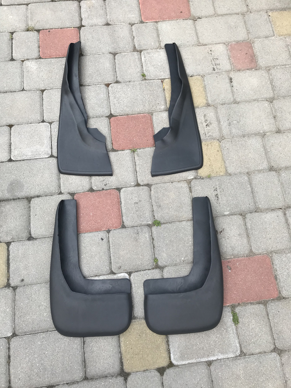 Бризковики задні 1