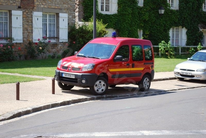 Розмаїття Renault Kangoo 4x4 … 4