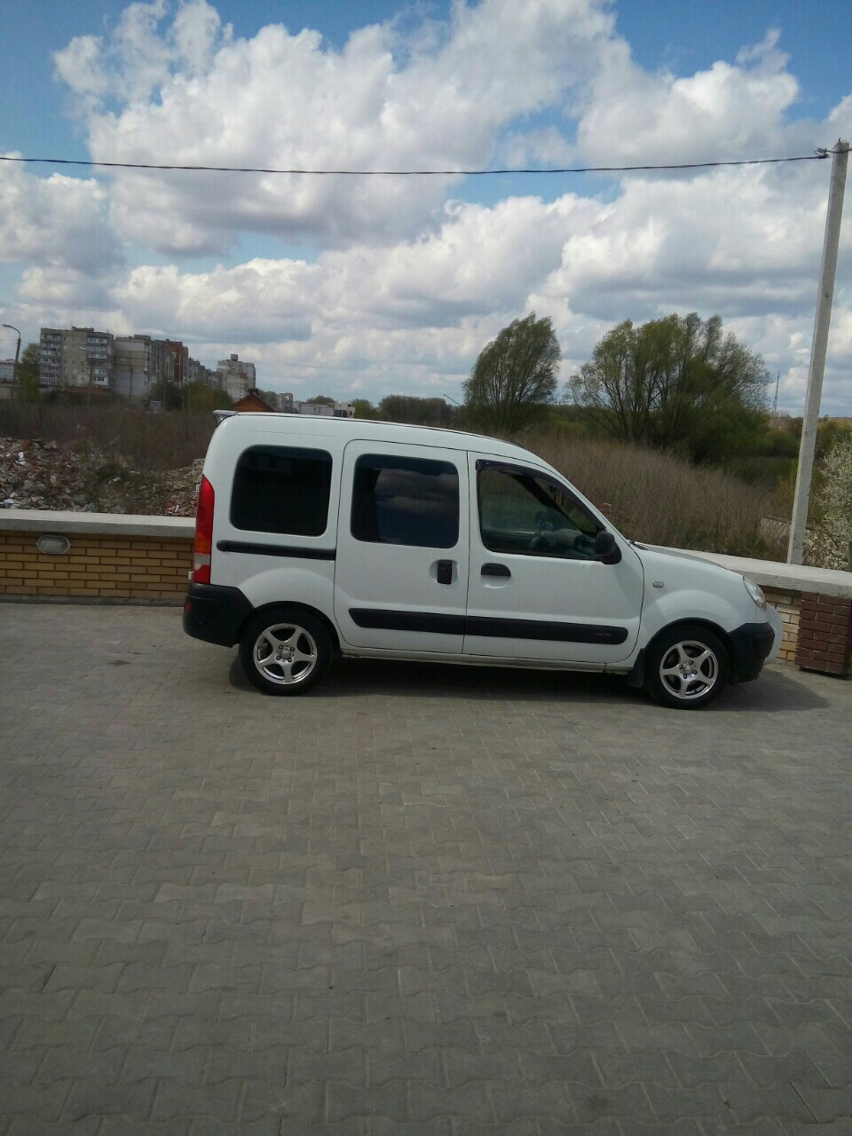 Tuning Renault Kangoo 5.спойлер готовий ... 4