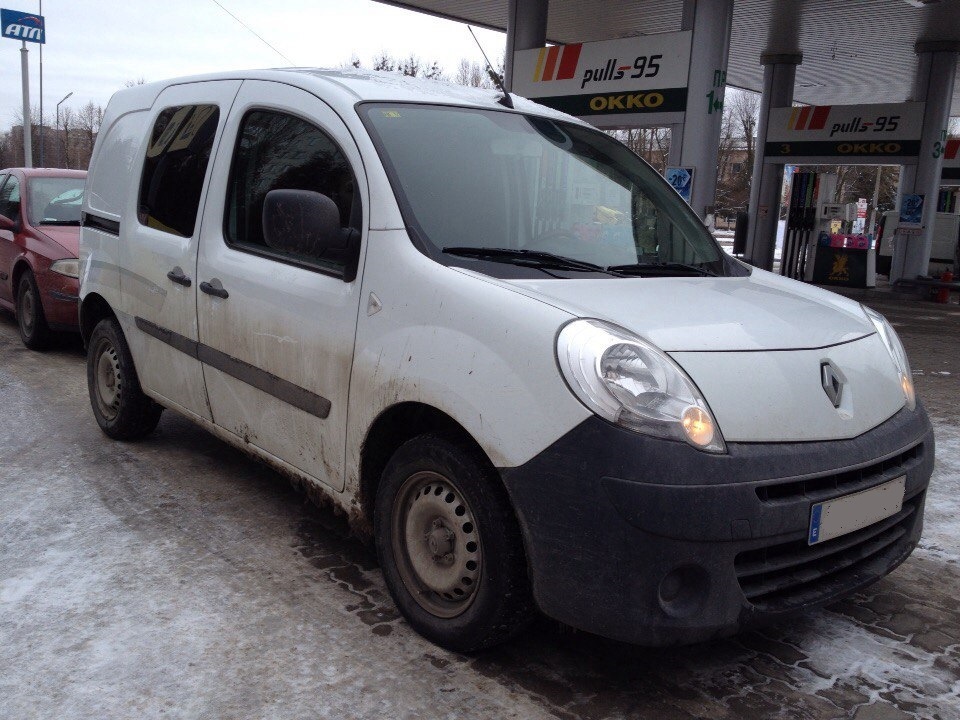 Lavada nueva Kangoo (Мийка нового Kangoo) 1