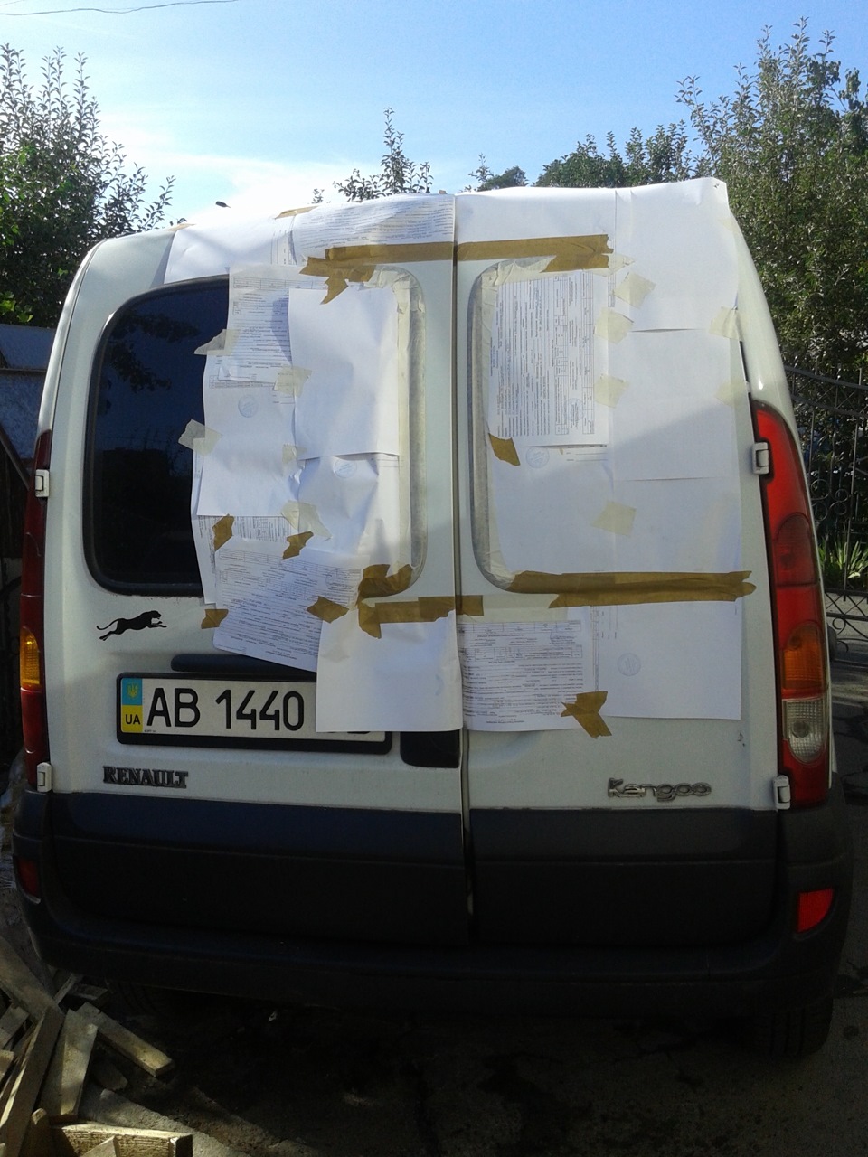 Задні двері. 3