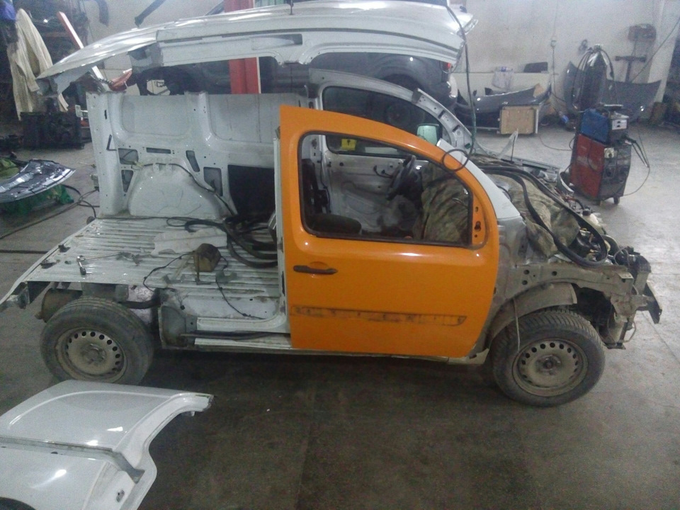 Кому дешеве Kangoo 3