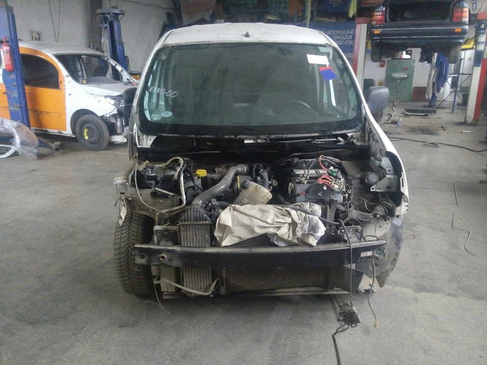 Кому дешеве Kangoo 2