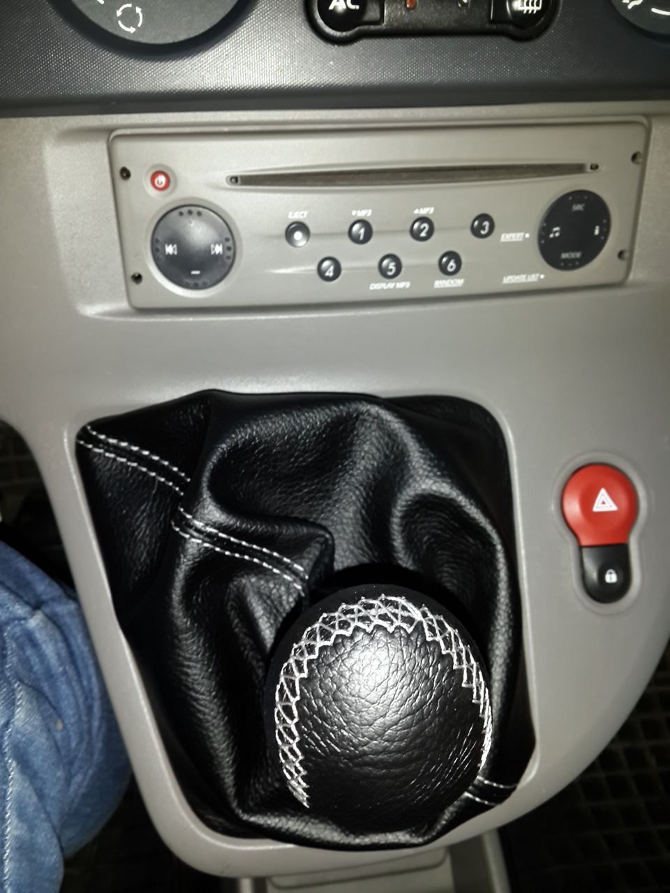 Перетяжка керма, чохол + ручку КПП та підлокітник 2