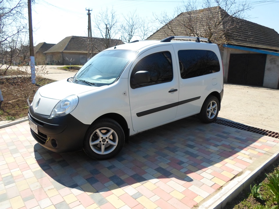 Мій Kangoo та рейлінги від Mitsubishi Outlander 1