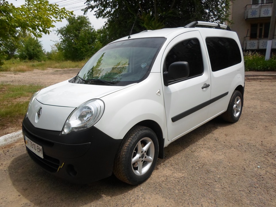 У кого є бажання купити мої рейлінги? У мене 2 комплекти Outlander Kangoo 5