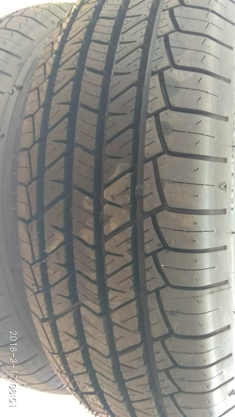 Літня гума 205/70 R15 2