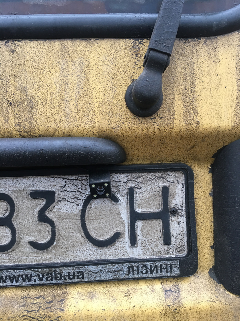 Китайське дзеркало з реєстратором та камерою заднього виду в Рено Кенго 5