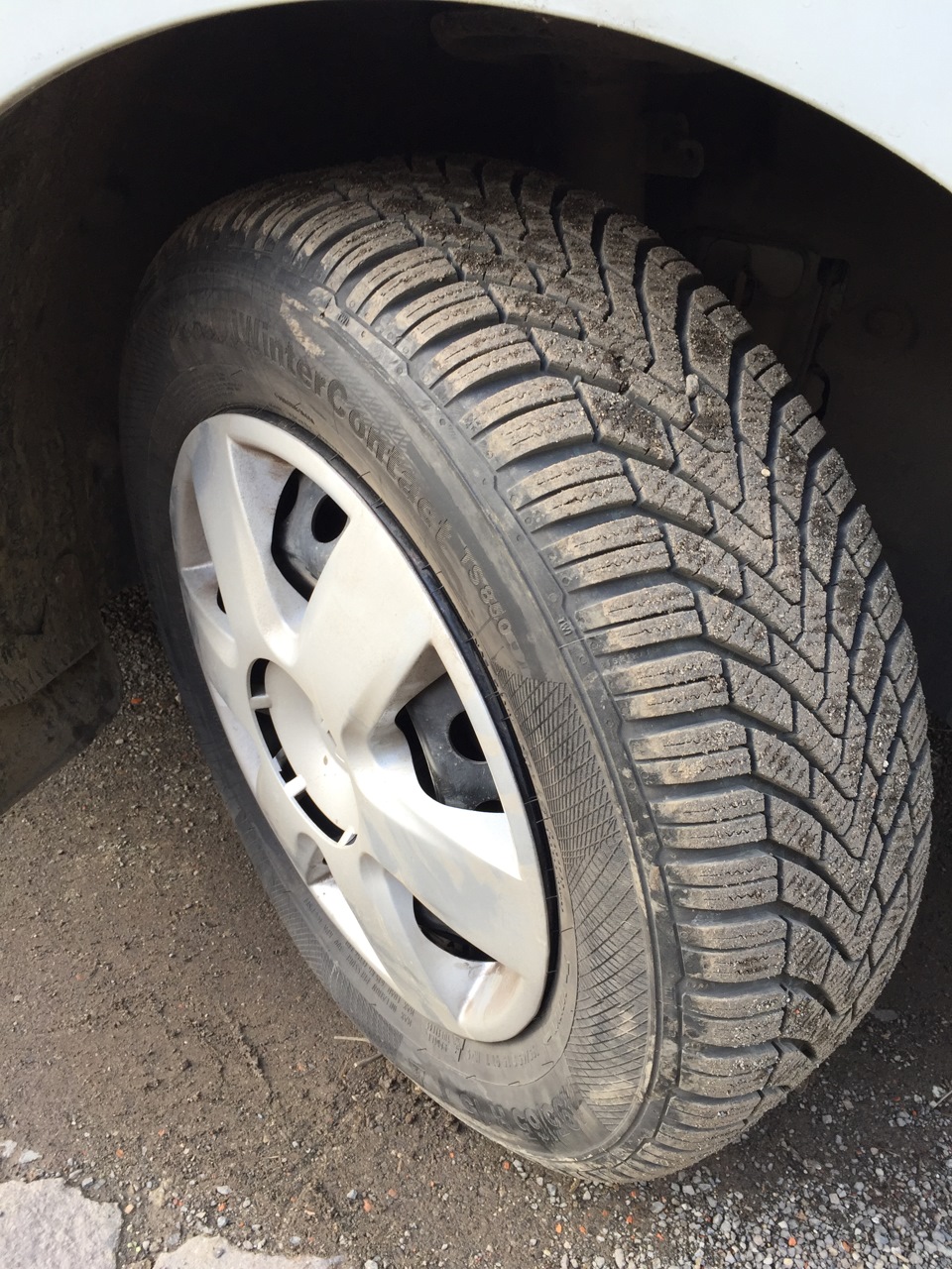 Continental ContiWinterContact TS 850 195/65R15 T 4