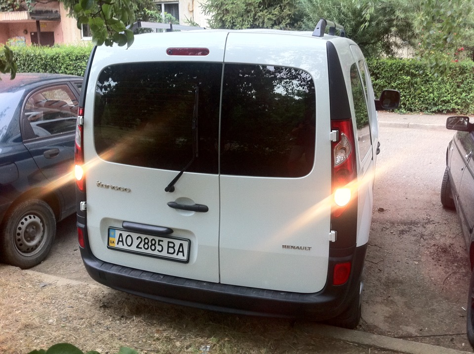 Ліва лампа заднього ходу, внутрішня ручка зсувної дверки 1