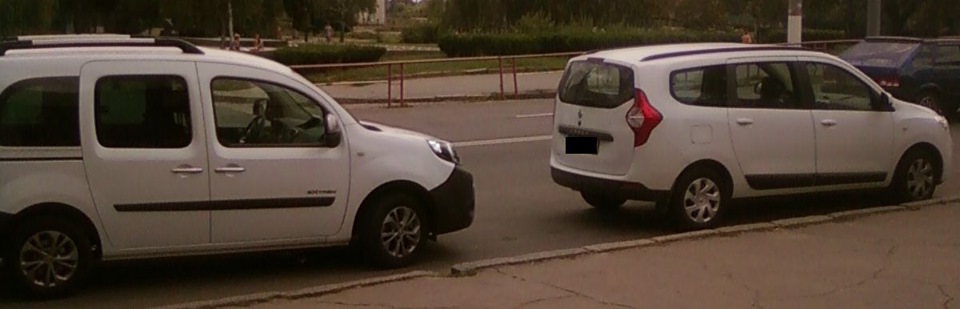 Kangoo and Lodgy . 2