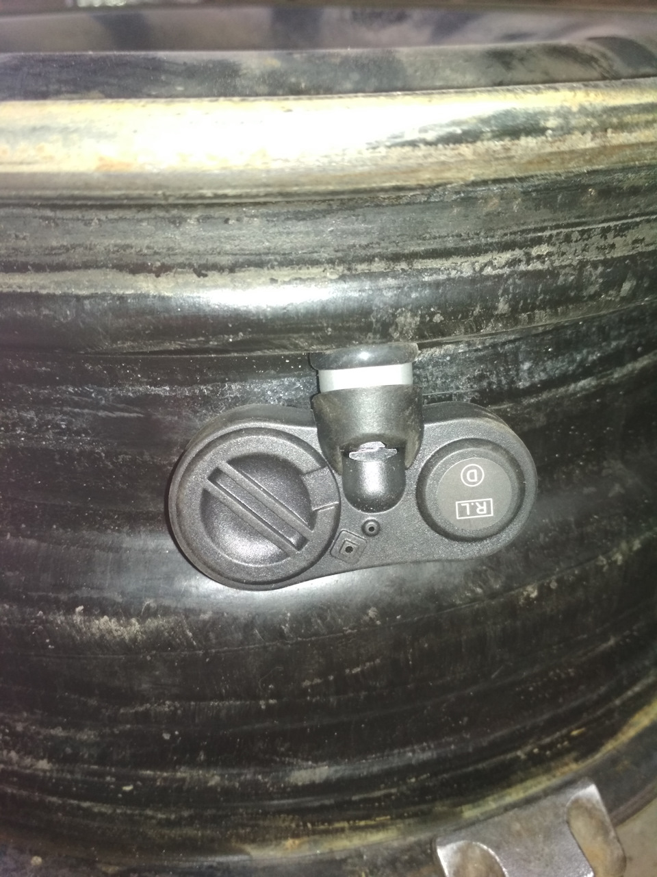 Безпровідний Smart TPMS датчик тиску. 2