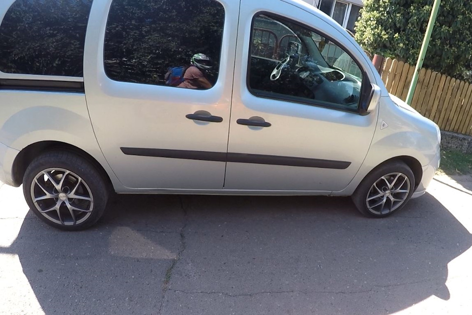 НАКІНЕЧНИКИ Н-ТРЕБА? Поставив від Trafic/Vivaro 2007 1