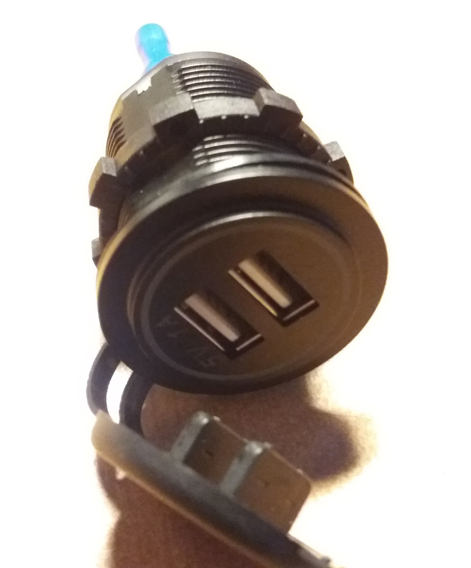 USB-зарядка. 4