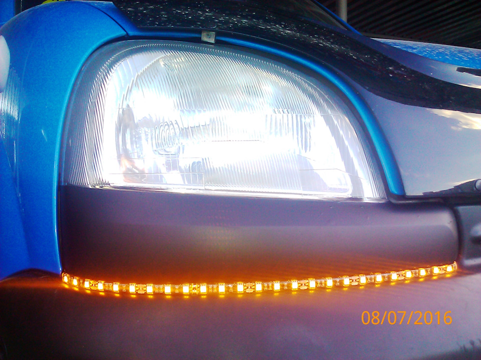 Передні LED повороти 5