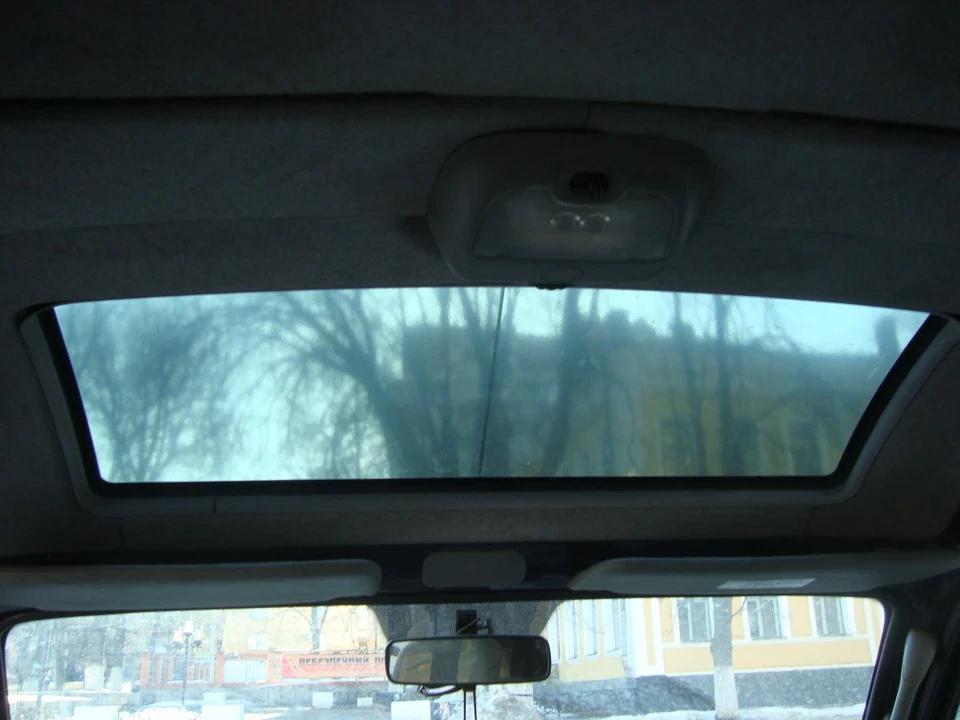 Панорамний дах