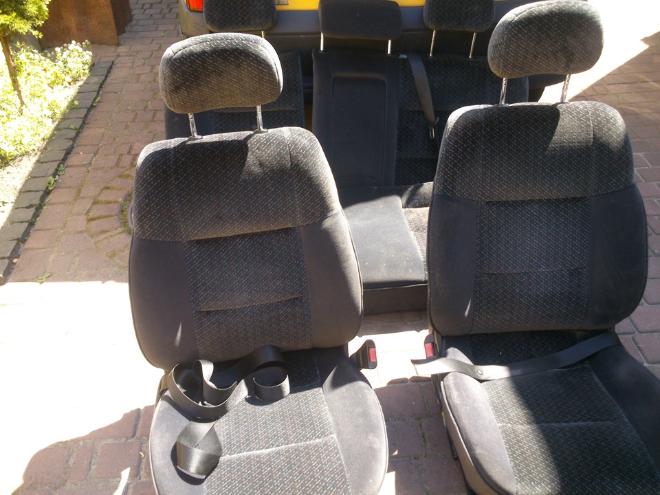 Підготовка до встановлення салону, або як зрізати підлогу в kangoo 2