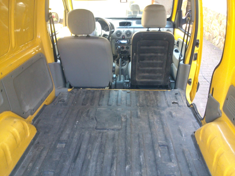 Підготовка до встановлення салону, або як зрізати підлогу в kangoo 3