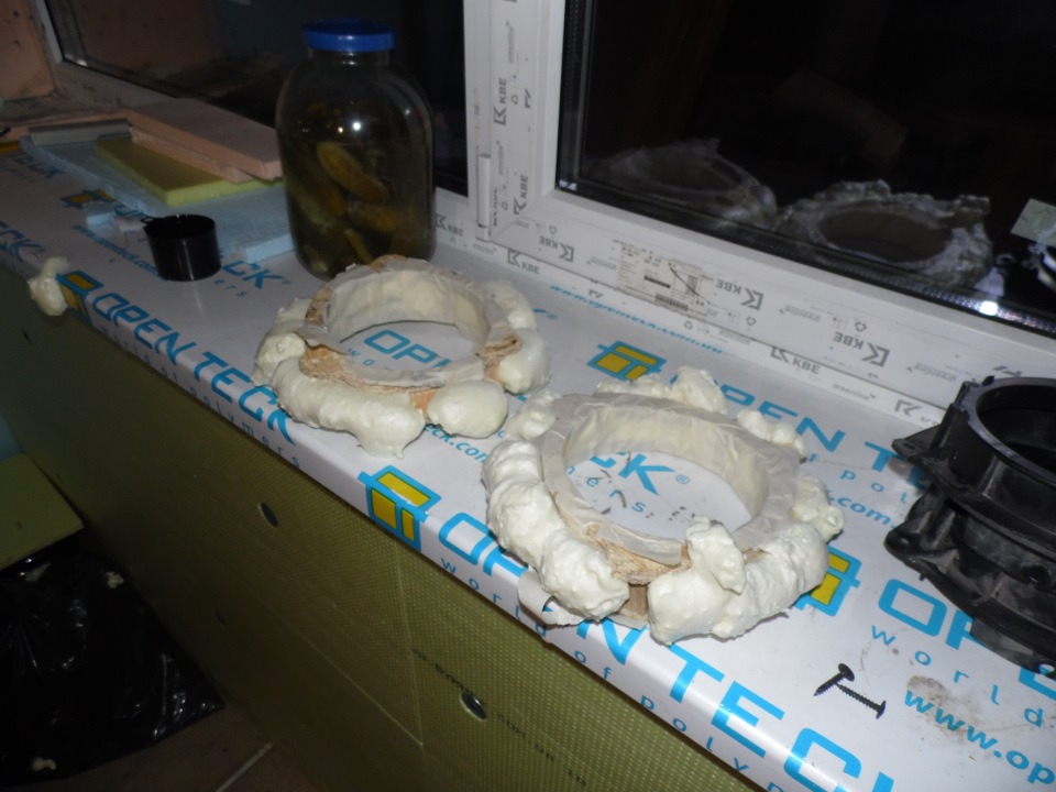 Закінчив зі звуком. 16,5см Morel у передніх дверях. 4