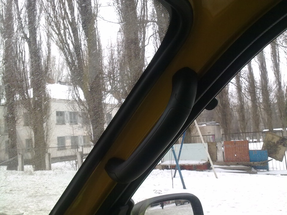 Ручка передня пасажирська 2