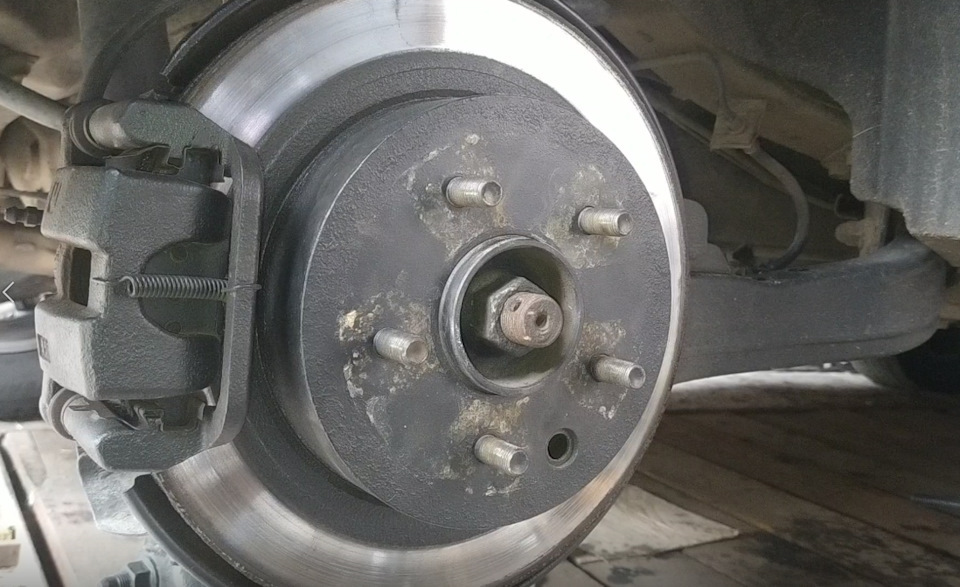 Як я колодки ручного гальма Renault Koleos регулював 1
