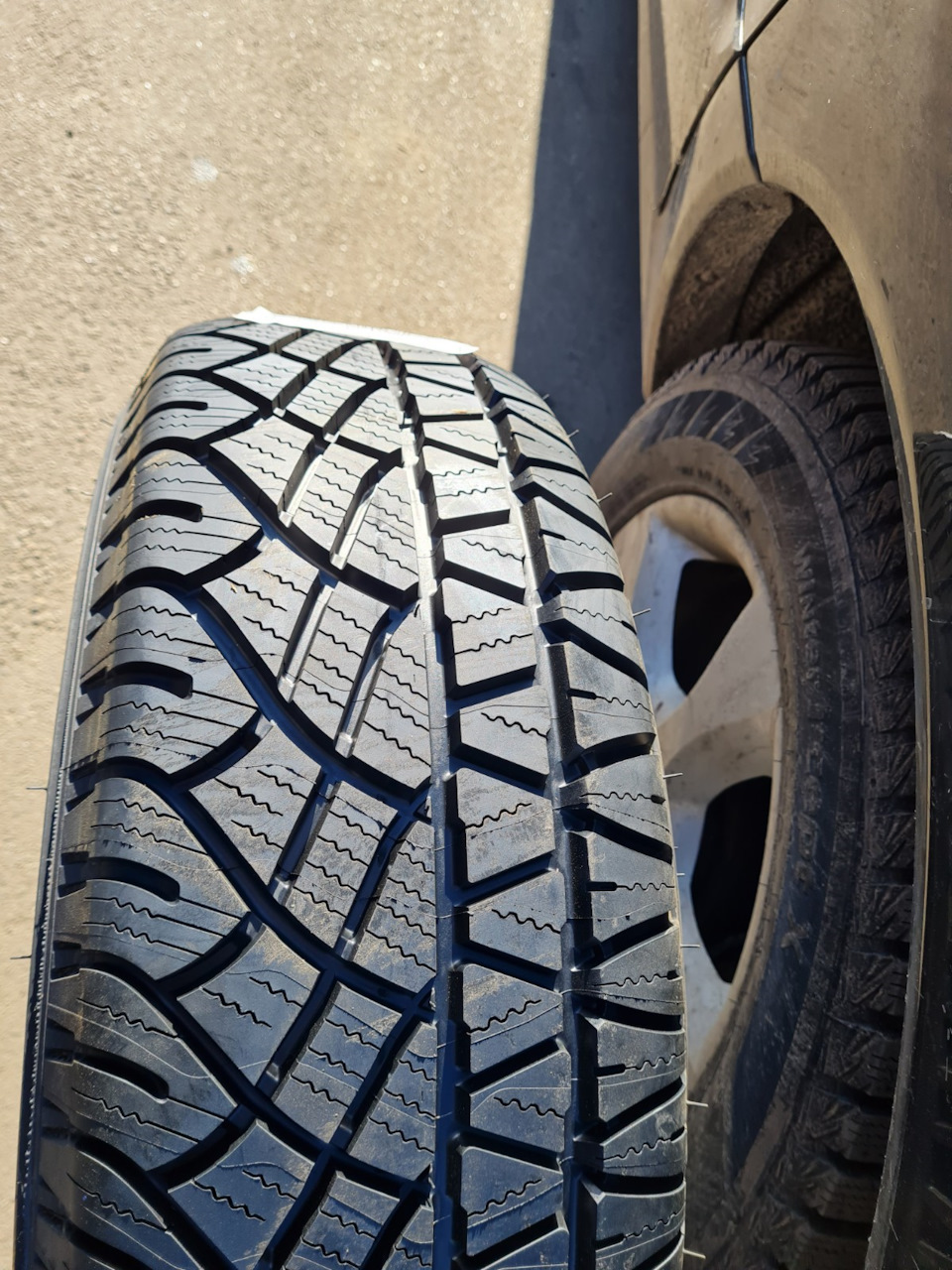 08. Перевзуття. Michelin Latitude Cross. 3
