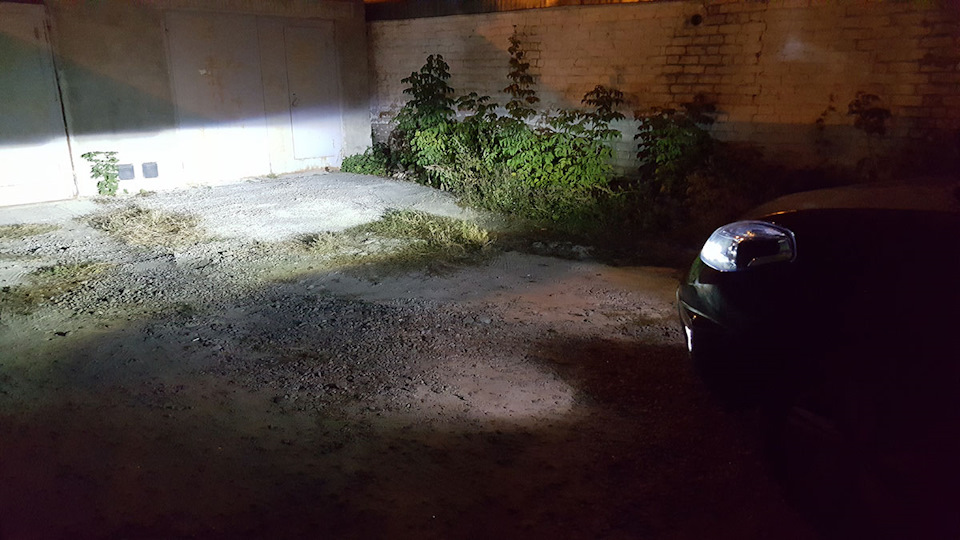 Встановлення діодних ламп у лінзи 1
