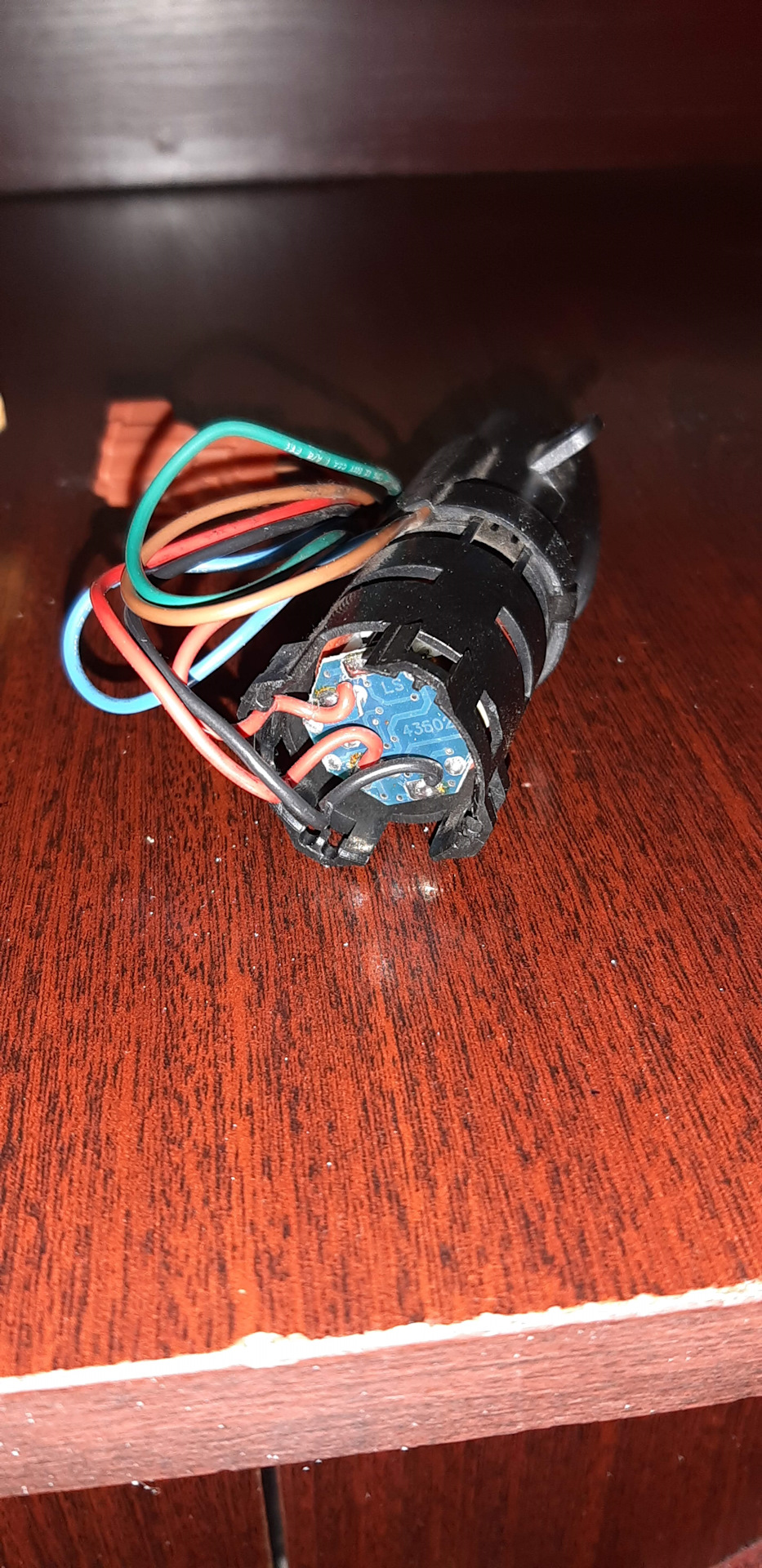Новий реєстратор + USB від кліматичного моторчика. 4
