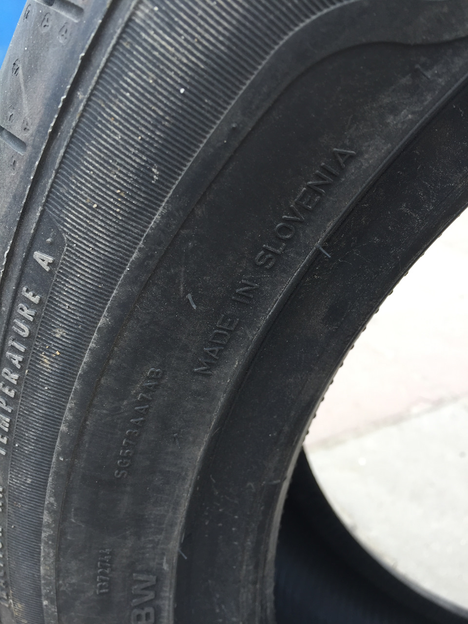 Перезувся SAVA INTENSA UHP 2 215 55 R17 98w XL 3
