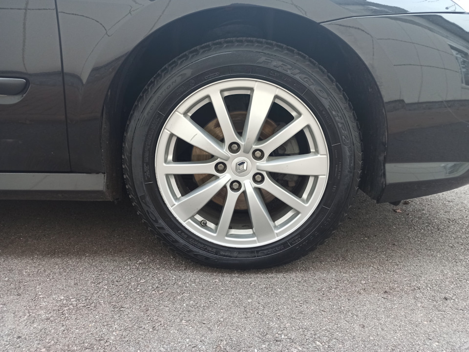 Зимові шини Debica Frigo HP2 215/55 R17 98V 4