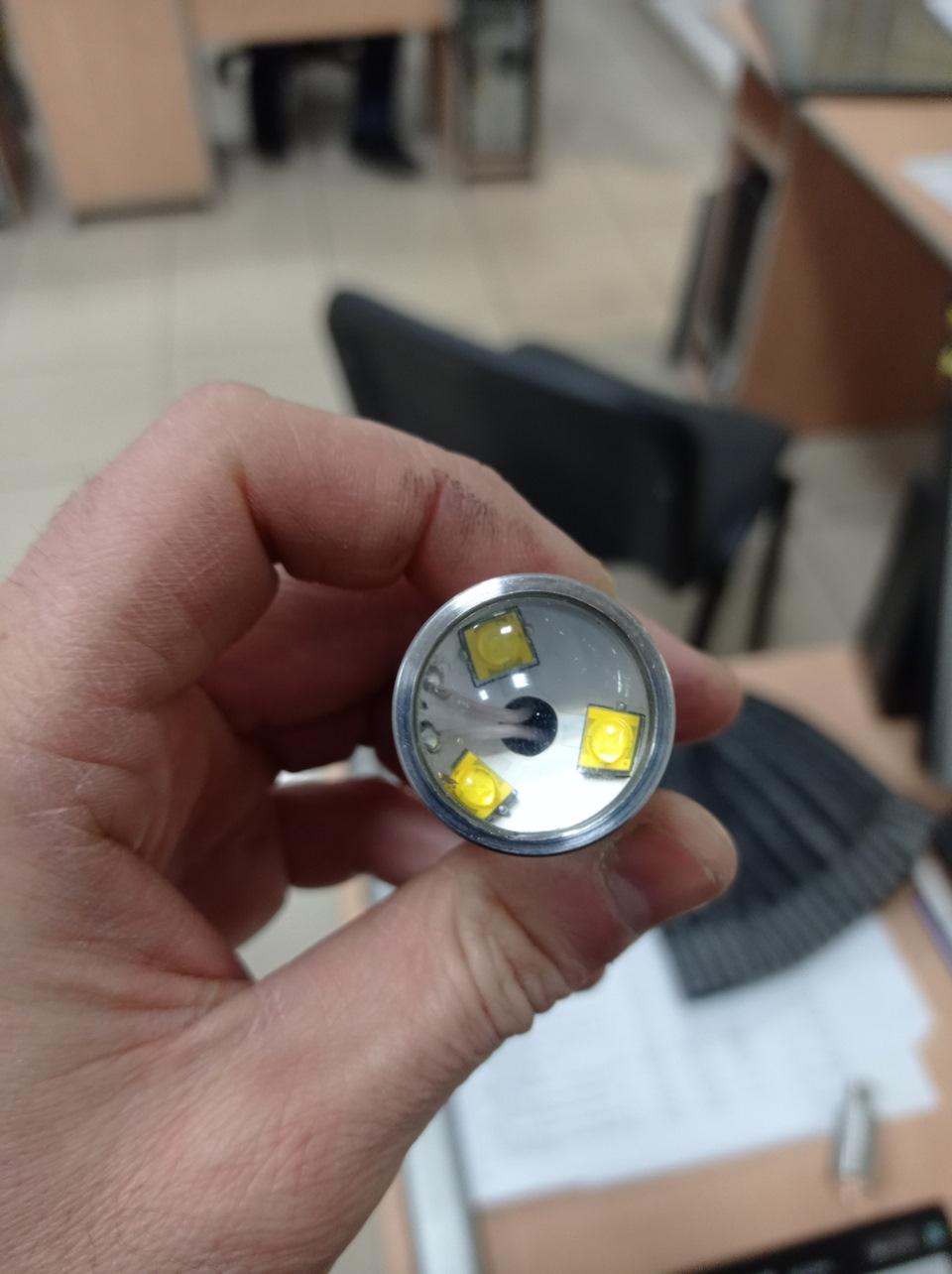 Заднє світло, тепер як дальнє(продовжується LED) 3