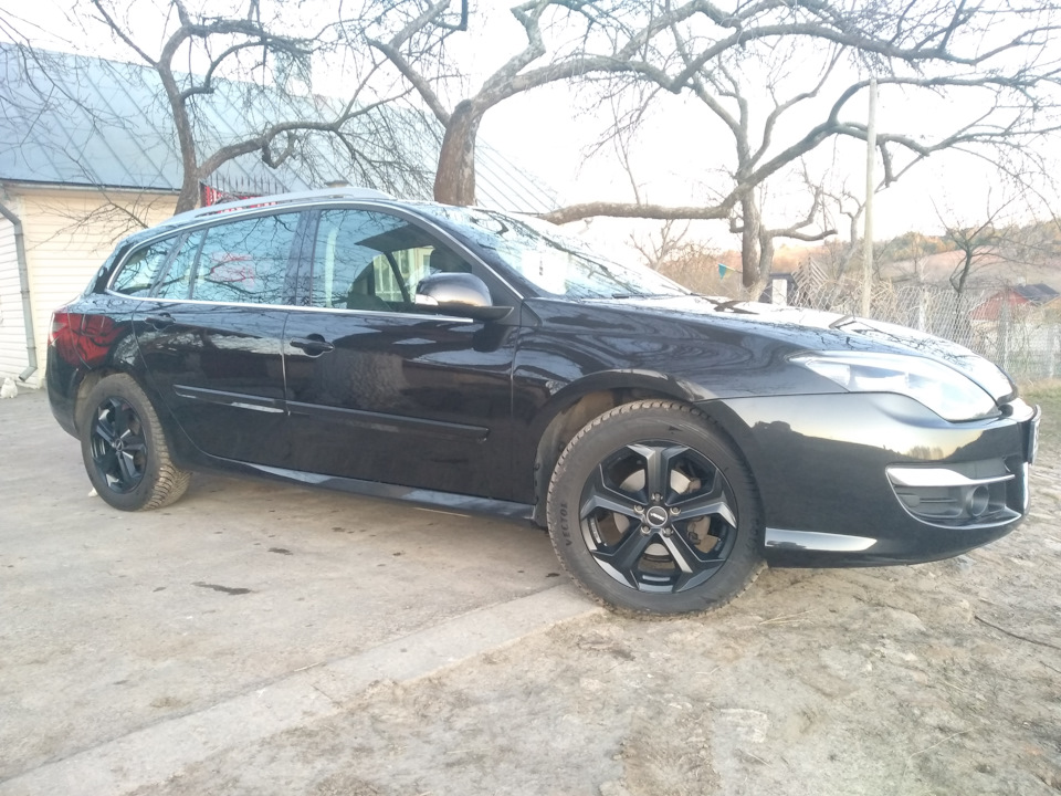 Примірявши 215х60 R17 2