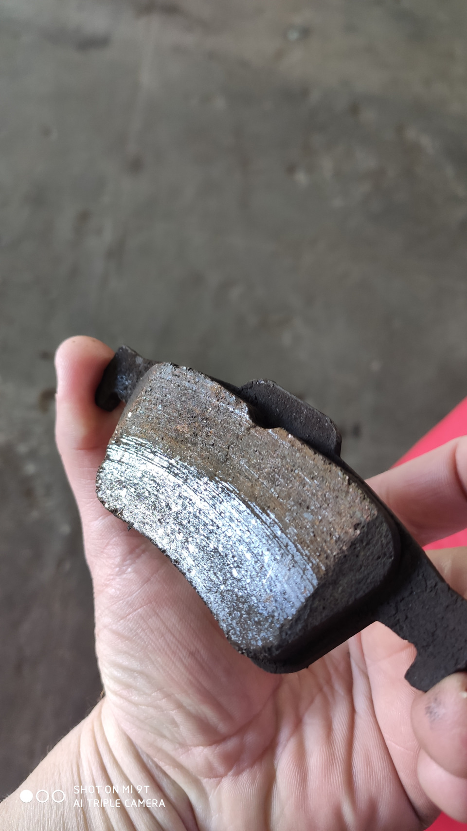 Заміна задніх гальмівних колодок 1
